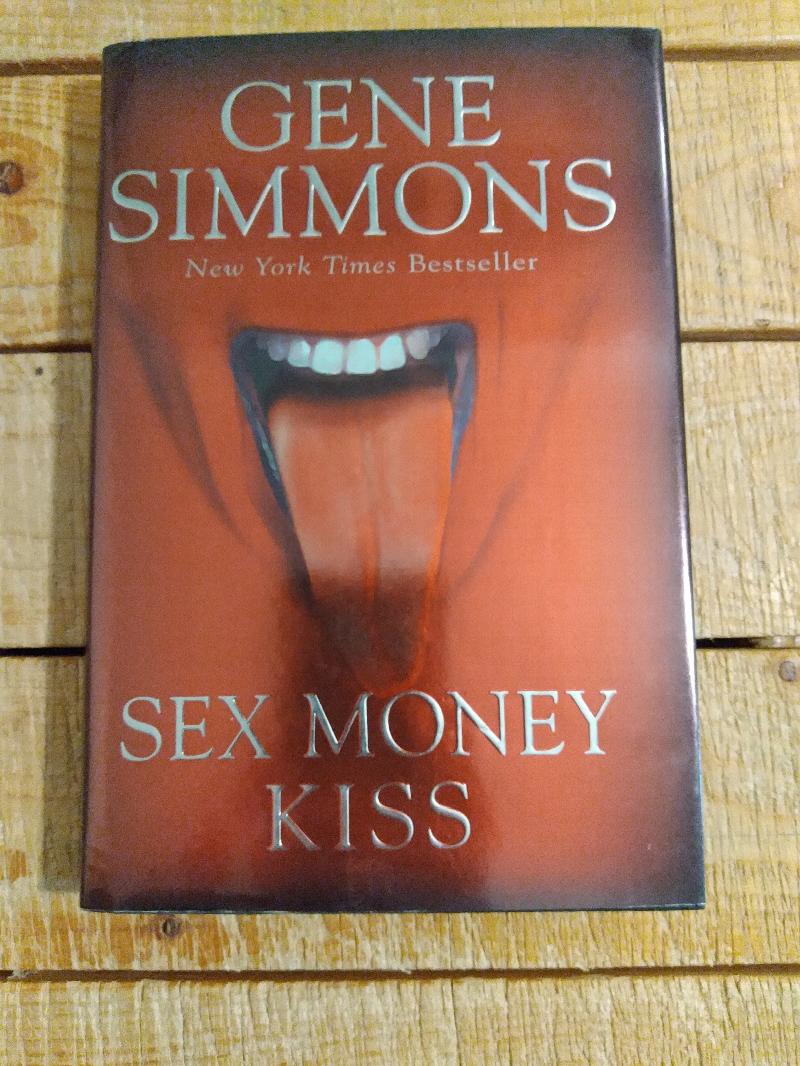 Sex Money Kiss